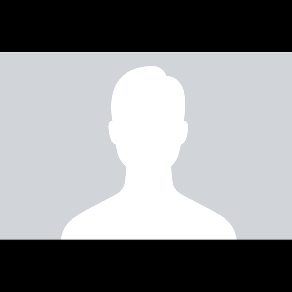 Profile Picture of Matt Myers (@myersmatt200612) on Poshmark