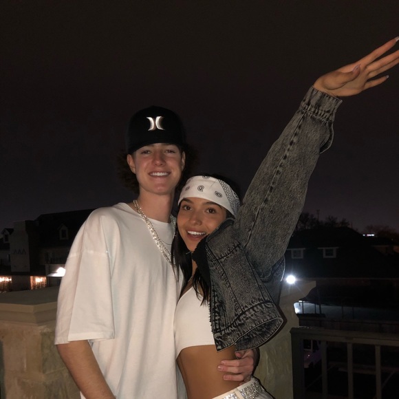 Profile Picture of Jake Bishop (@jakebishop787) on Poshmark