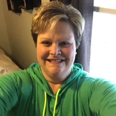 Profile Picture of Kathy Price (@heavirland) on Twitter