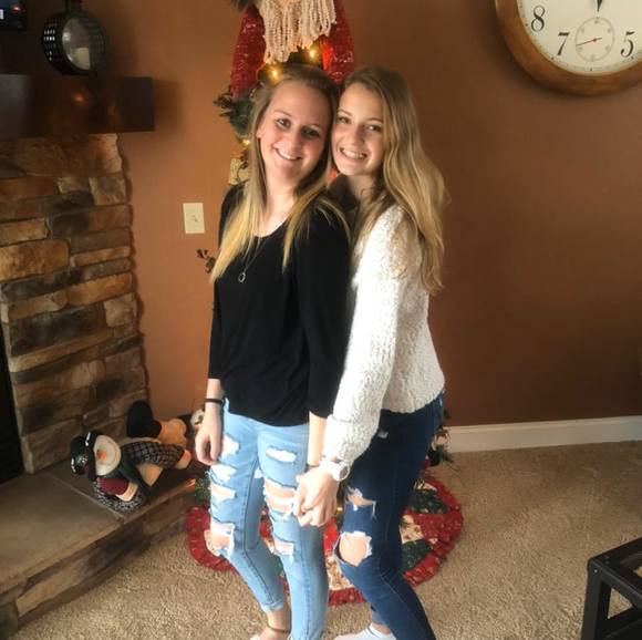 Profile Picture of Hailey Haynes (@haileyhaynes) on Poshmark