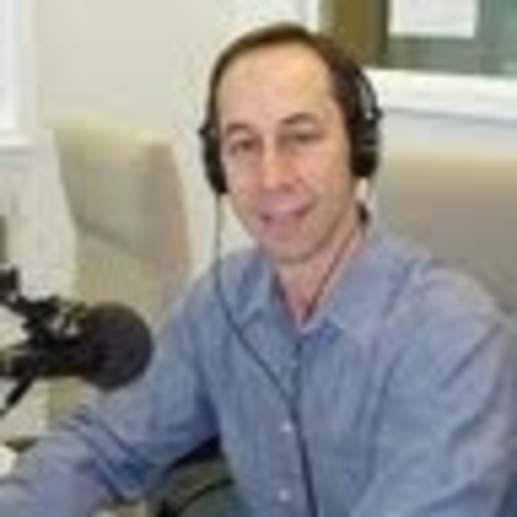 Profile Picture of Dr. neil Levin (@drneil00) on Poshmark