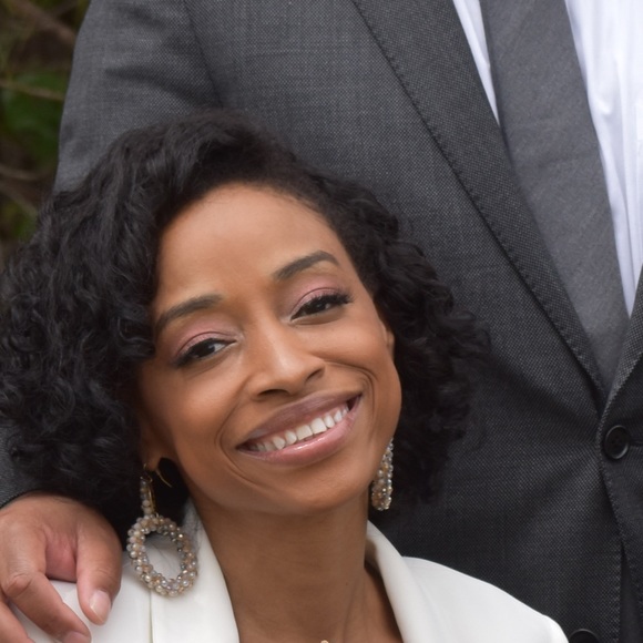 Profile Picture of Alice Hunter (@icysunshyne) on Poshmark