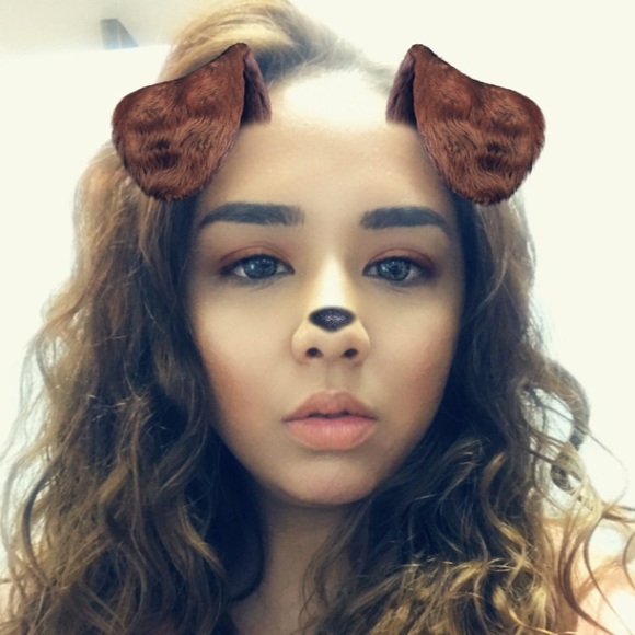 Profile Picture of Nidia Ramirez (@thenid) on Poshmark