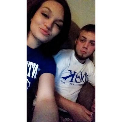 Profile Picture of Aleecia Mora (@alee_dustin17) on Twitter