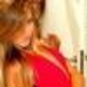 Profile Picture of Lorena Da Silva (@226980640) on Myspace