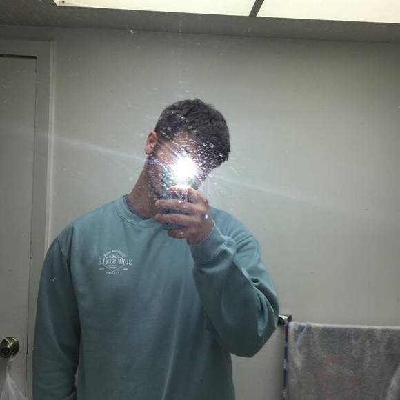 Profile Picture of Isaiah Schnepf (@bigfoot124y547) on Poshmark