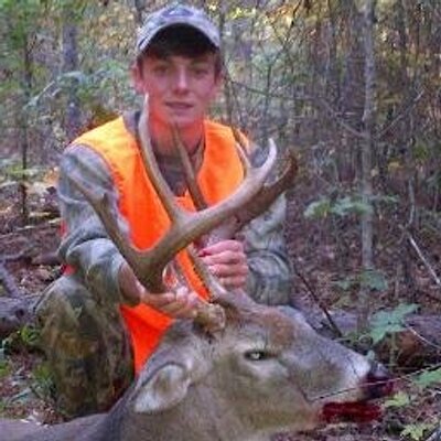 Profile Picture of Connor Edwards (@connoredwards08) on Twitter