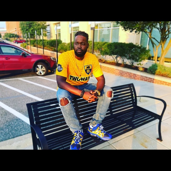 Profile Picture of Brandon Howell (@bhowell0814) on Poshmark