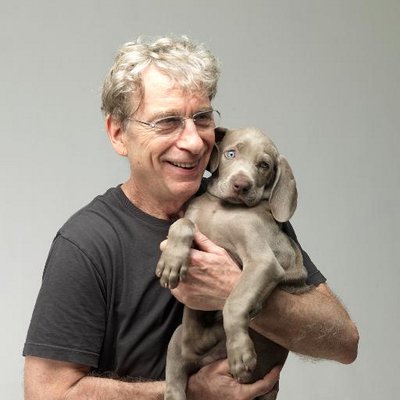 Profile Picture of William Wegman (@WilliamWegman) on Twitter