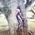 Profile Picture of Thomas Falzone (@thisrosehasthorns_rainbowthorn) on Instagram