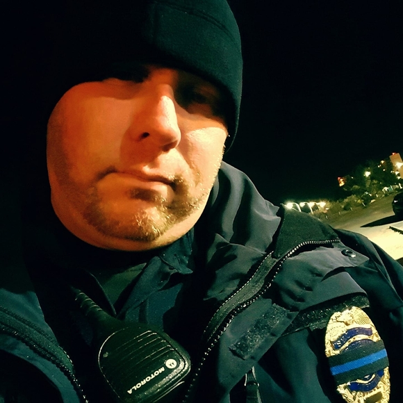 Profile Picture of Jason Reiterman (@blueyedude) on Poshmark