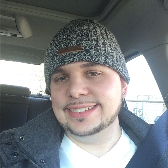 Profile Picture of Chris Gromkoski (@cjg523) on Poshmark