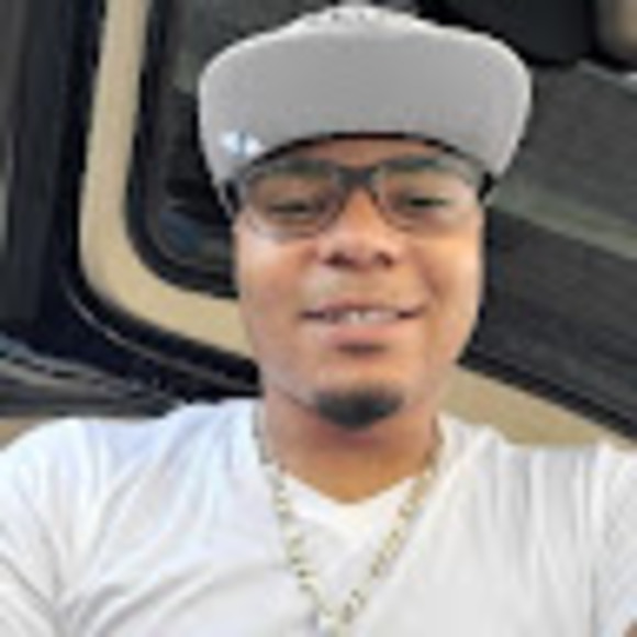 Profile Picture of Marcus Morgan (@marcusmorgan312) on Poshmark
