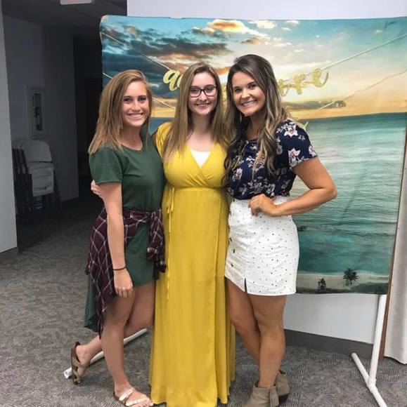 Profile Picture of Rachel Blong (@blongr) on Poshmark