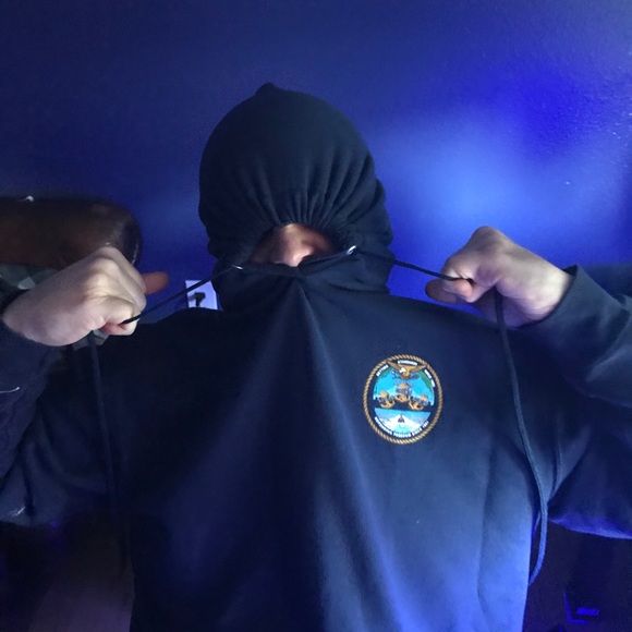 Profile Picture of William Foster (@usailorwillis) on Poshmark