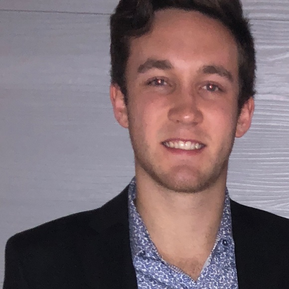 Profile Picture of Luke Field (@lfield99) on Poshmark