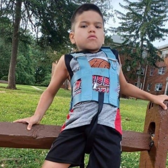 Profile Picture of Pedro Gutierrez (@pedrogutierr419) on Poshmark