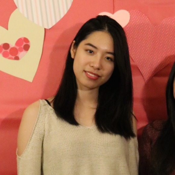 Aki Hirokawa - Poshmark Profile Picture of Aki Hirokawa (@11215991) on Poshmark