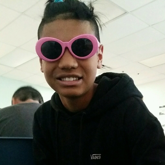 Profile Picture of Johnathan Boolin (@johnathan_1998) on Poshmark