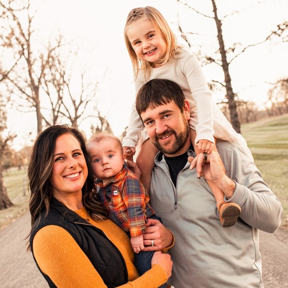 Profile Picture of Lacey Klein (@laceyklein88) on Poshmark