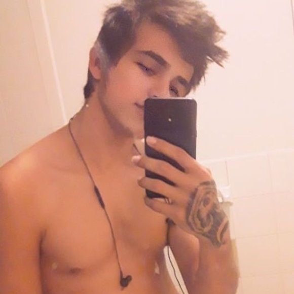 Profile Picture of Bruno Silva (@bs4303373) on Poshmark