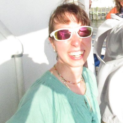 Profile Picture of Lori Daboval (@LDaboval) on Twitter