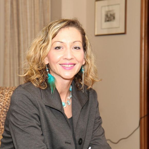 Profile Picture of Dawn Petrasso (@harderiplay) on Poshmark
