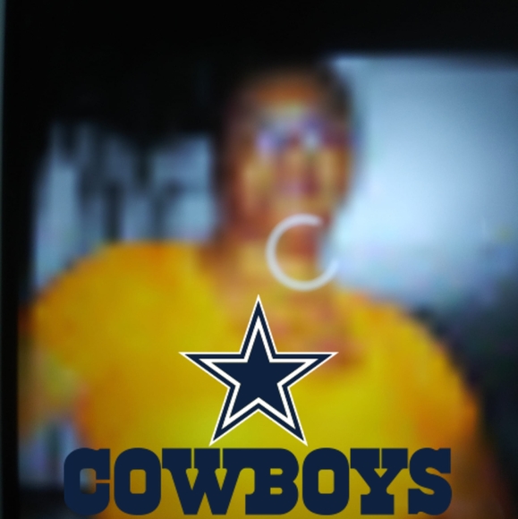 Profile Picture of Alice Parker (@aliceparker168) on Poshmark