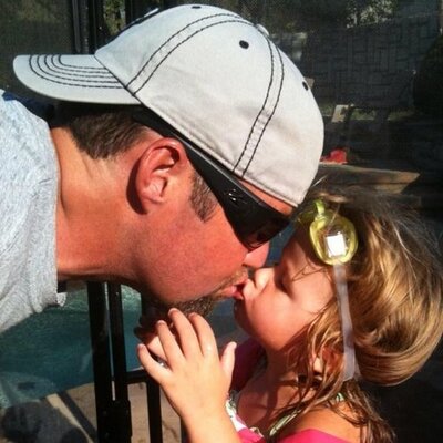 Profile Picture of Drew Walling (@DrewWalling) on Twitter