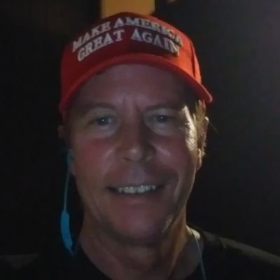 Profile Picture of Mike Beeby (@Mikebb9) on Twitter