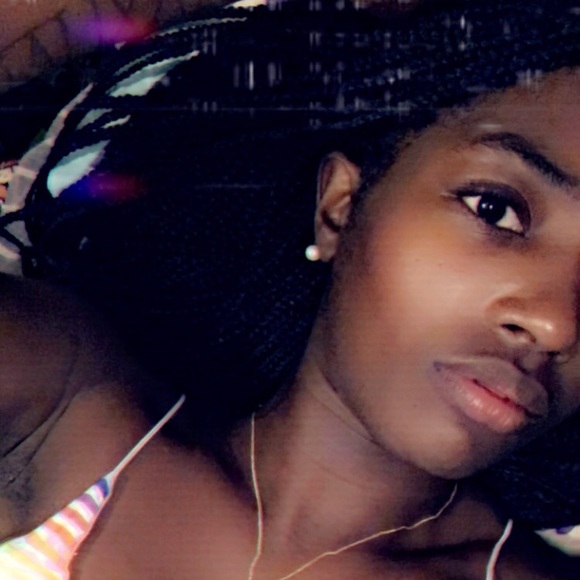 Profile Picture of Frantavia Blacknell (@frantavia21) on Poshmark