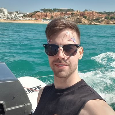 Profile Picture of Andrew Greenhalgh (@dr_andrew_g) on Twitter