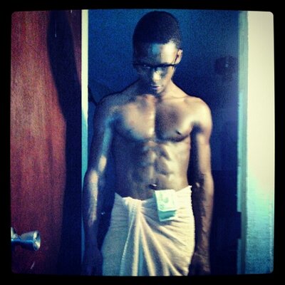 Profile Picture of Money (@jamesbrazile95) on Twitter