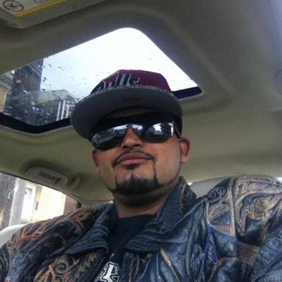 Profile Picture of Hezam Alawag (@hezam) on Poshmark