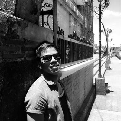 Profile Picture of Michael C Galo (@mykel_G14) on Twitter