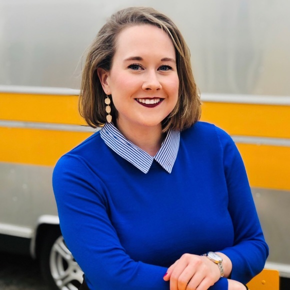 Profile Picture of Emily Keil (@eklaw10) on Poshmark