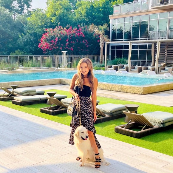 Profile Picture of Kristy Shimkus (@kmshim01) on Poshmark