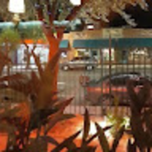 Rini Menta - Poshmark Profile Picture of Rini Menta (@rinimenta8) on Poshmark