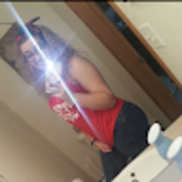 Profile Picture of Divinity Cooley (@divinitycooley) on Poshmark