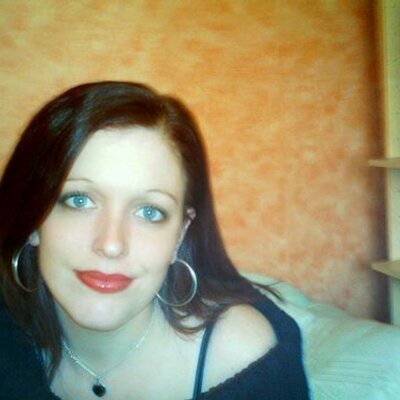 Profile Picture of Dee Horton (@dd18877) on Twitter