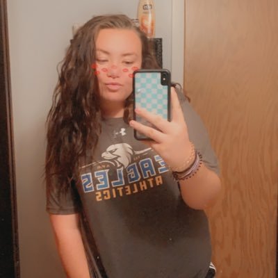 Profile Picture of Maddie 🤪 (@madison_crain71) on Twitter