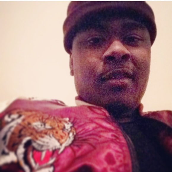 Profile Picture of Joaquin Guzman (@joaquin_04) on Poshmark