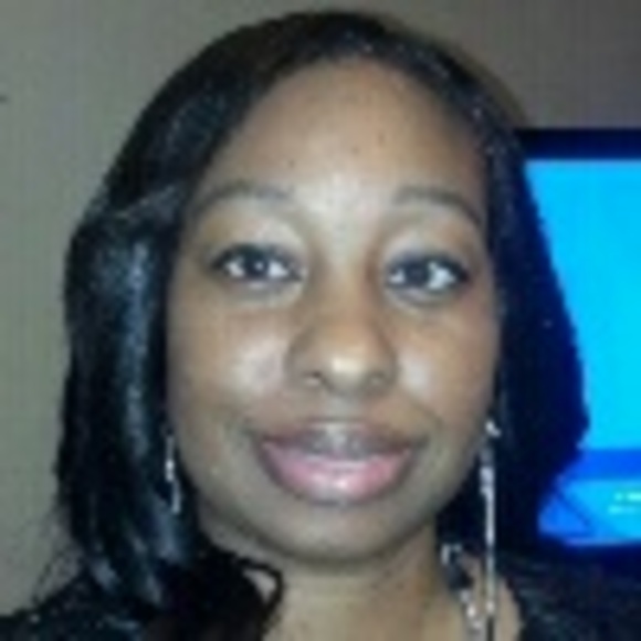 Profile Picture of Kim Hudson (@luckychance) on Poshmark