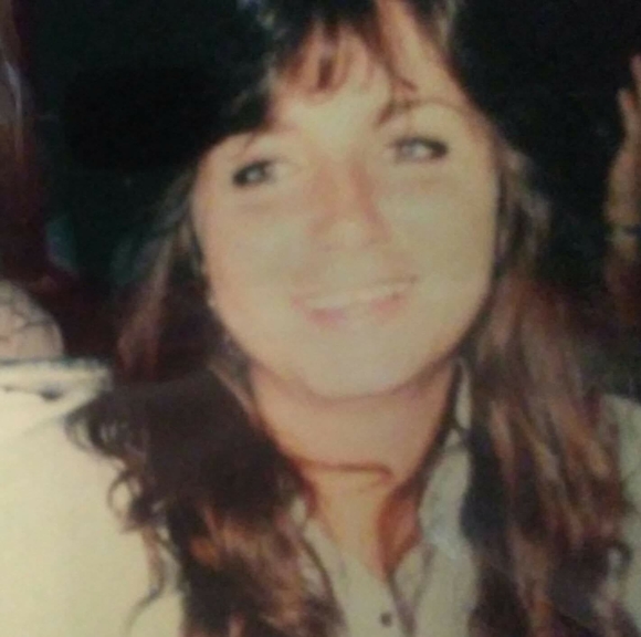 Profile Picture of Mary Rindy (@marymoonshine) on Poshmark