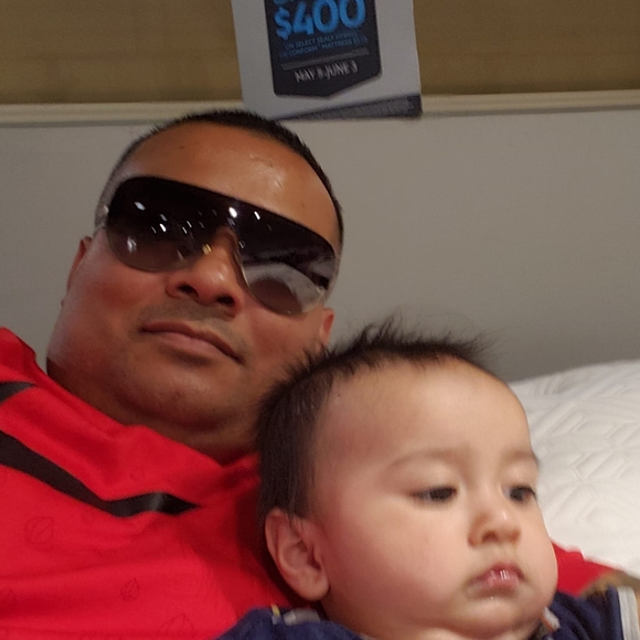 Profile Picture of David Mendoza (@dmendoza699) on Poshmark