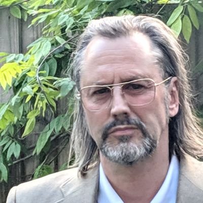 Profile Picture of Neil Robertson (@neilrob67) on Twitter