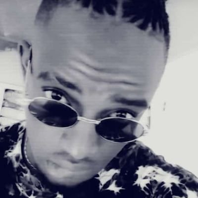 Profile Picture of Hillary Sean (@HillarySean1) on Twitter