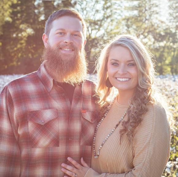 Profile Picture of Adrienne Wright (@abwright) on Poshmark