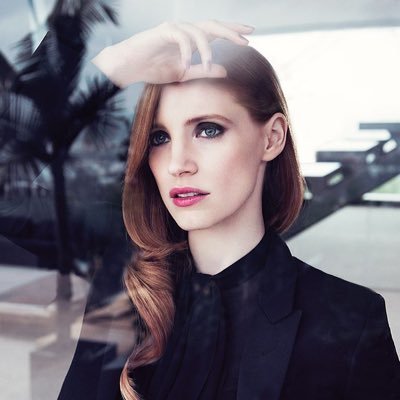 Profile Picture of 𝒫𝐚𝐦𝐞𝐥𝐚 (@OfPoisonAndIvy) on Twitter