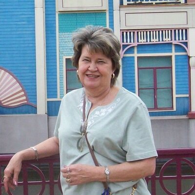 Profile Picture of Shirley Keith (@bluecatlady3) on Twitter